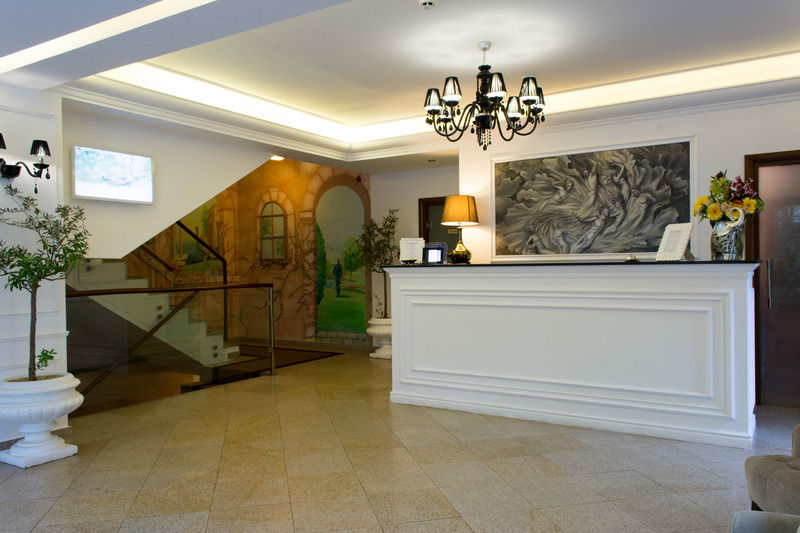 Hotel Dbh Bucarest Exterior foto