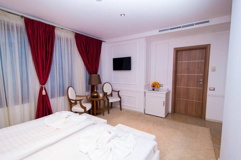 Hotel Dbh Bucarest Exterior foto